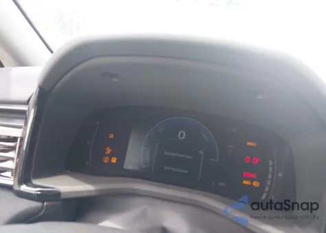 2025 Toyota Camry Le z USA, uszkodzony, nr VIN 4T1DAACK5SU069095